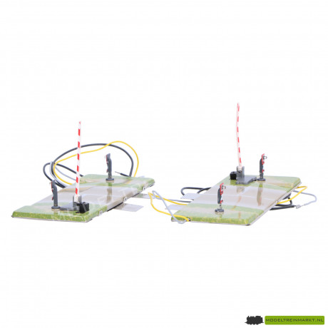 8992 Märklin Spoorwegovergang met halve bomen