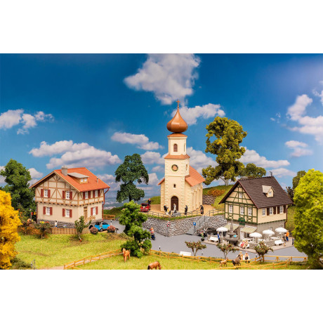 190082 Faller Actieset "Dorps idylle"