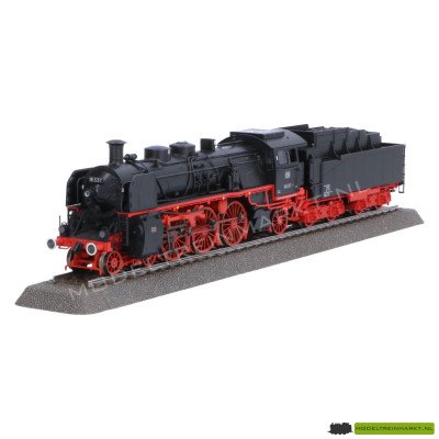 39030 Märklin Sneltreinlocomotief BR 18.5 met getrokken tender DB