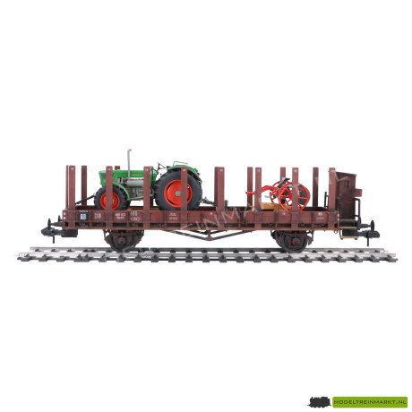 Marklin Rongenwagon DB met landbouw werktuigen geweatherd