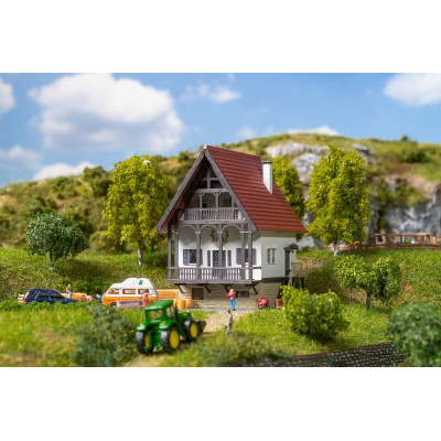 232405 Faller Boswachterswoning